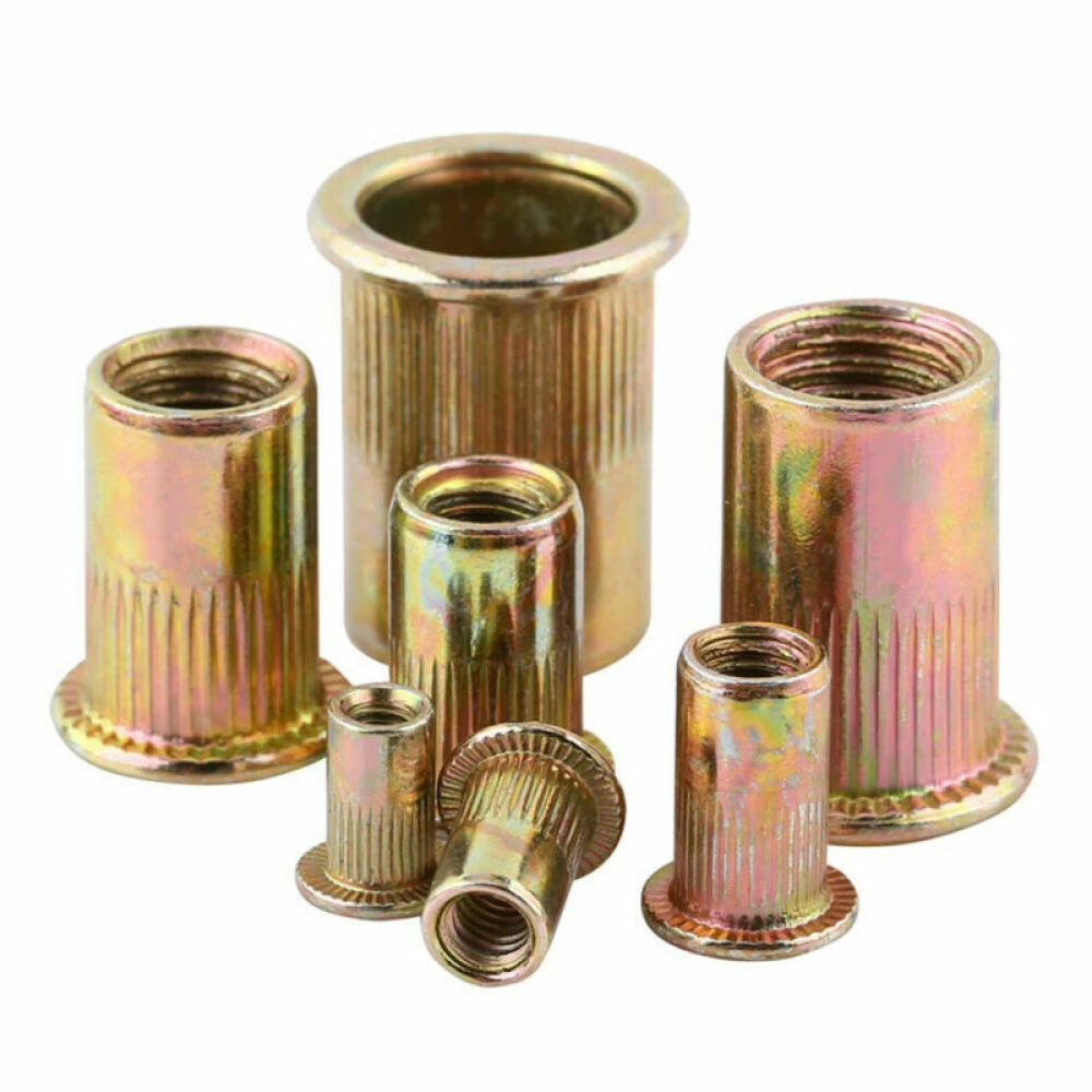 Detalle de tuercas verticales galvanizadas TSX TOOL en surtido completo