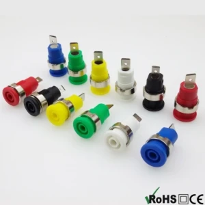 BS4302 2-pack 4mm vrouwelijke aansluitingen rood-zwart voor panelen