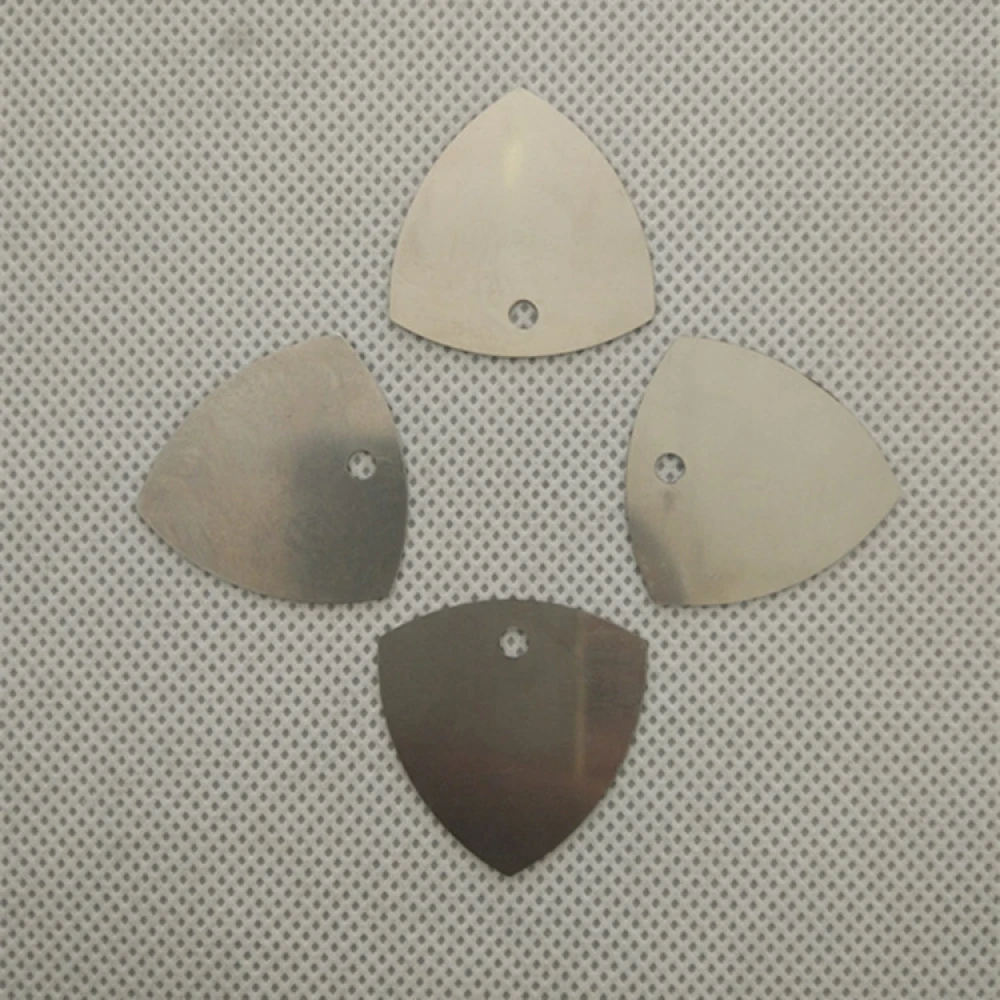 Metalen plectrum voor het openen van smartphones en tablets