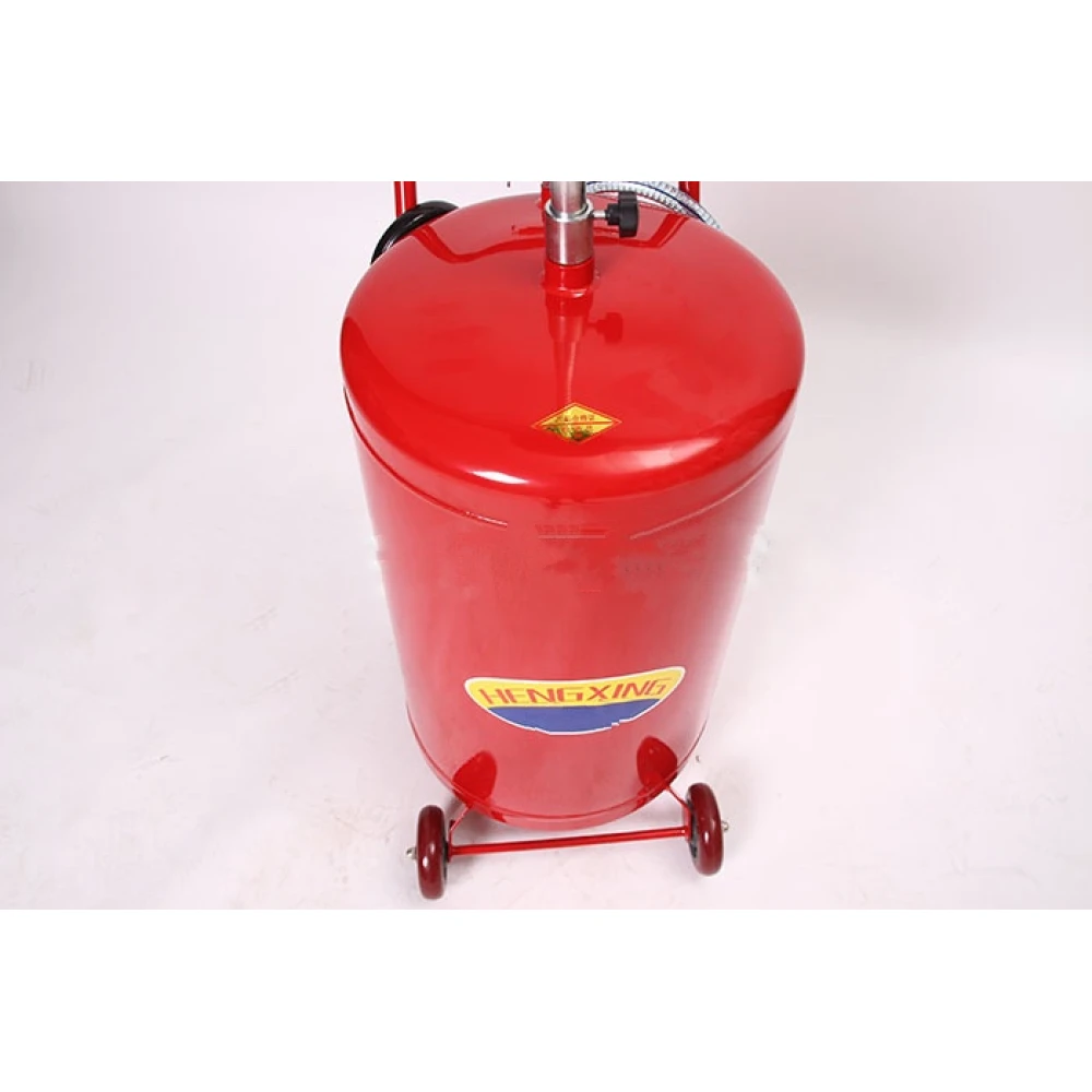 Vista completa del recogedor de aceite 80 litros en garaje profesional