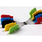 Pack de clips de prueba para microchip SDK08 sobre fondo blanco