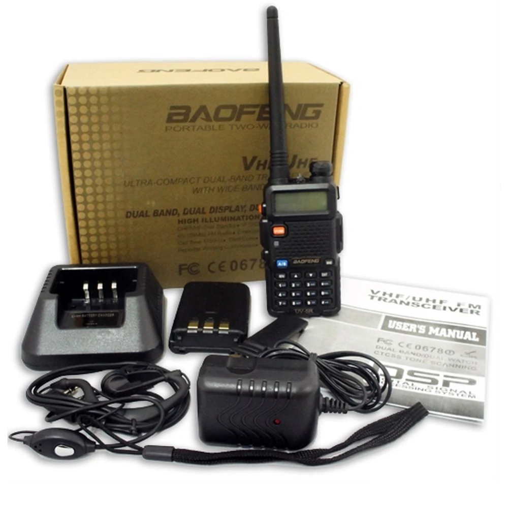 Baofeng UV-5R 8W walkie talkie met oortje en dual band VHF/UHF